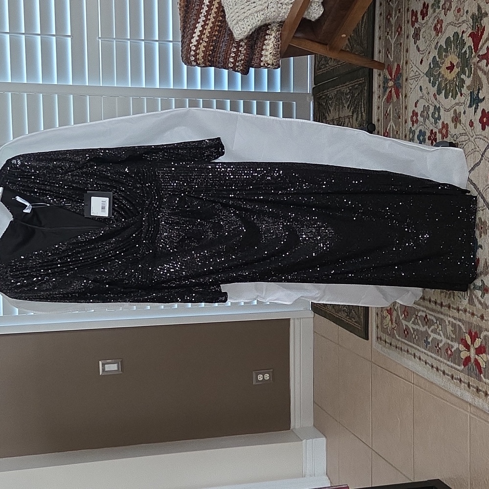 Mac Duggal Black Sequin formal Evening Gown.